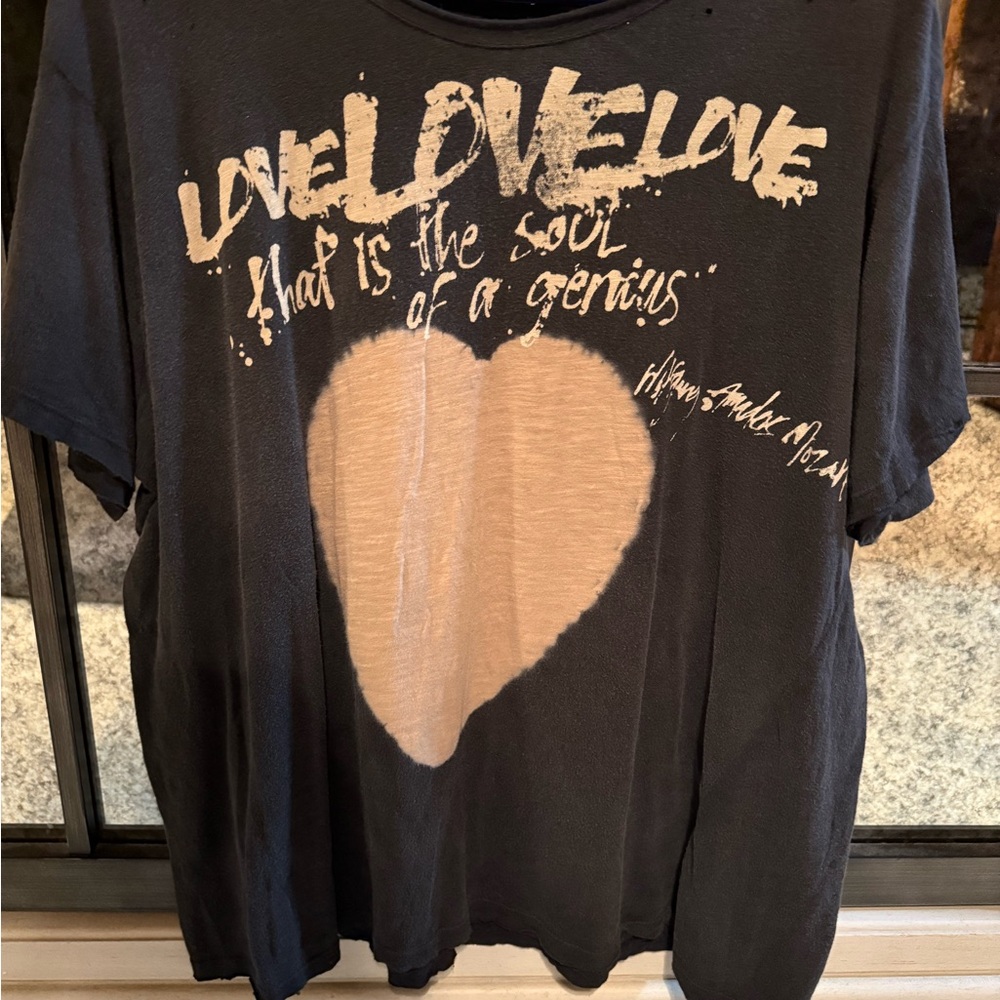Magnolia Pearl Black Graphic Tee